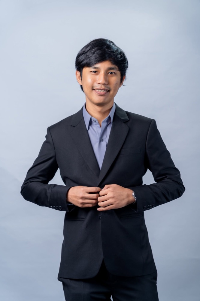 Portrait of Nuttakit Kundum